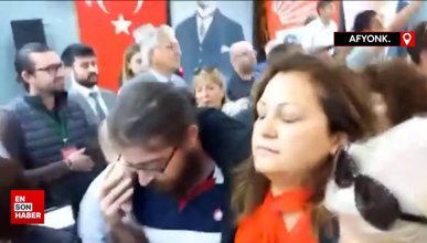 Gerginlik yaşanan CHP kongresinde milletvekili bayıldı