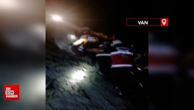 Van'da göçmenleri taşıyan midibüs şarampole yuvarlandı