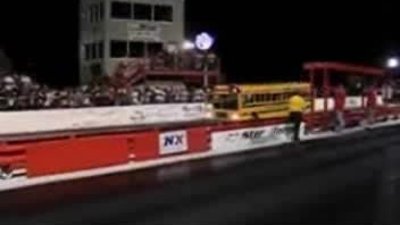 Okul Otobüsü Şaha Kalkarsa