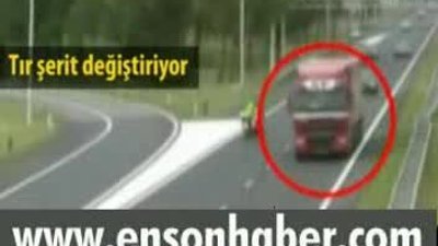 Göz göre göre polisi ezdi