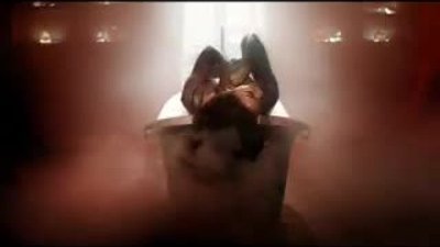 Beyonce'un yasaklanan erotik parfüm reklamı