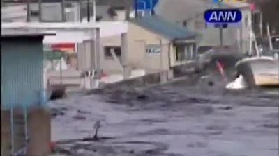 Japonya'da yeni tsunami görüntüleri