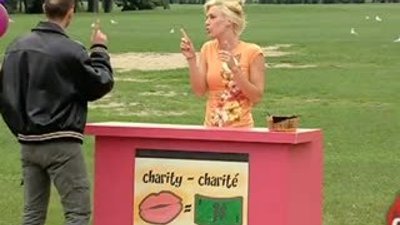 Parayı veren öpücüğü alır