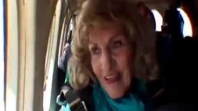 Uçaktan atlamak istemedi ama artık çok geçti