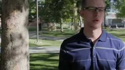 Yabancılarla El Ele Tutuşmak