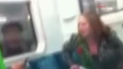 İngiliz polisi bu ırkçı kadını arıyor