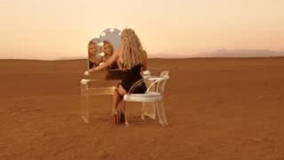 Britney Spears - Work B**ch HD Klip