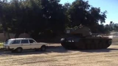 Arnold Schwarzenegger - Ezelim mi ?