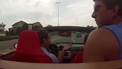 Ferrari ile test sürüşü pahalıya patladı