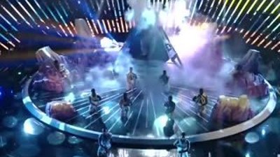 Ariana Grande, Jessie J & Nicki Minaj - VMAS 2014