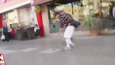 Yerde bir iPhone görseniz ne yaparsınız