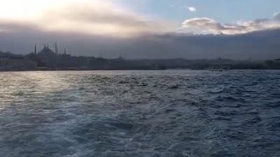 Vapurdan İstanbul'da günbatimi manzarasi