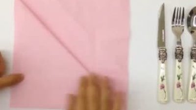 İlginç bir peçete katlama yöntemi 