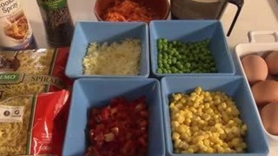 Muffin kalıbında makarna tarifi