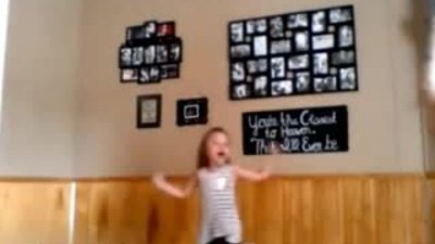 Hamile Anne ve Kızından harika dans