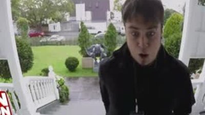 Satıcı kaçıran kapı tokmağı