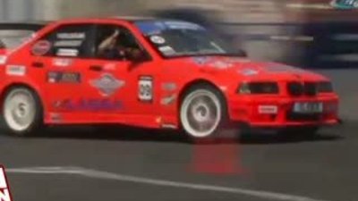 Profesyonellerin drift şovu nefes kesti