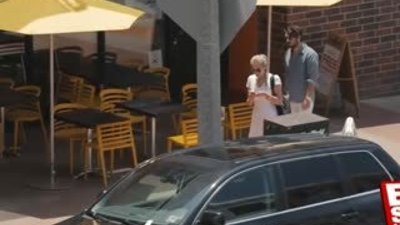 Hayrettin'den Amerikalı kıza Ferrari şakası