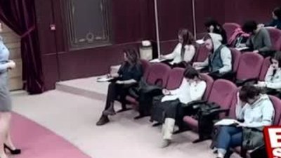 Okulu zombiler bastı