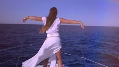 Katia Aveiro - Latina de cuerpo y alma HD Klip