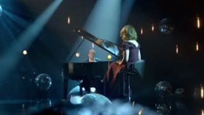 Zerrin Tekindor - Fahir Atakoğlu