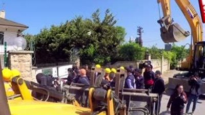 Işın Karaca'ya ev yıkma şakası - Çok Aramızda