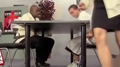 Komik kur yapma şakası