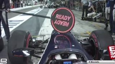 Tamirci F1 pilotunun önüne atladı