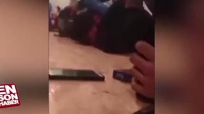 Uyuduğu masayı testereyle kestiler yine de uyanmadı