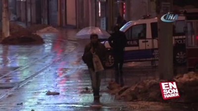  İstanbul'da sağanak yağmur hazırlıksız yakaladı 