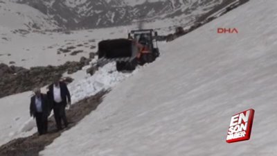 Antalya'da karla mücadele