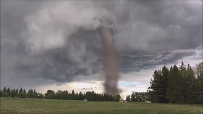 Kanada'da dev hortum