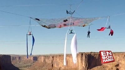 Utah Çölü'nde akrobatlardan inanılmaz gösteri