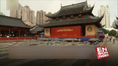 2000 tonluk tapınak 30 metre taşındı