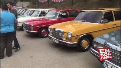 İstanbul'da klasik mercedes etkinliği