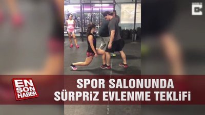 Spor salonunda sürpriz evlenme teklifi