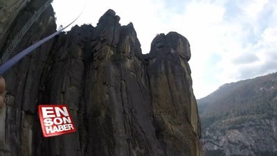 Adrenalin tutkunundan yürekleri ağıza getiren görüntüler