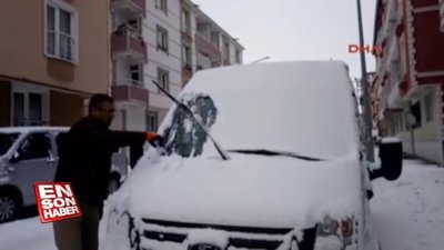 Kars'ta kent merkezi beyaza büründü