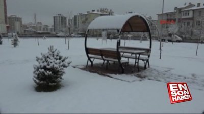 Erciyes'te kar kalınlığı 60 santime ulaştı