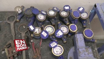 Erzurum'da soğuk hava su sayaçlarını patlattı