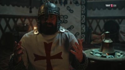 Diriliş Ertuğrul - Bamsının haçlı kıyafetiyle imtihanı