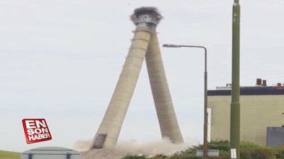 İki kulenin yıkılma anı kamerada