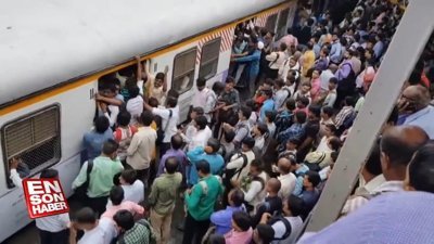 Mumbai tren istasyonundan aksiyon dolu görüntüler