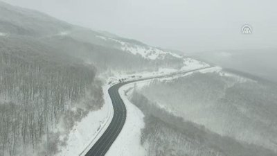 Longoz ormanları ve Balkan köyleri beyaza büründü