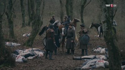 Diriliş Ertuğrul – Alplerin hain baskını bertaraf etmesi