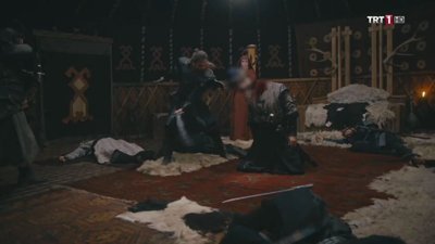 Diriliş Ertuğrul – Bahadır'ın kellesi kopar