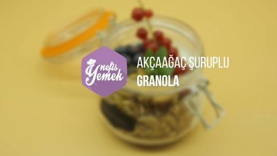 Akçaağaç şuruplu granola