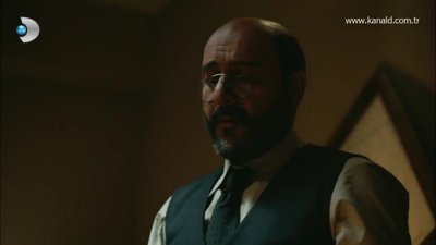 Vatanım Sensin İstiklal Marşı sahnesi