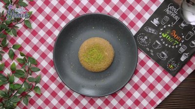 Dondurma Dolgulu İrmik Helvası