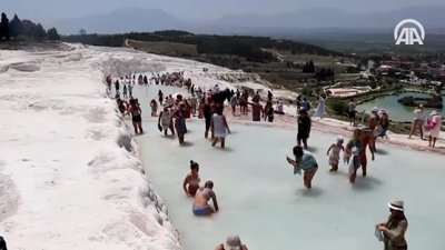 Sıcak havada ‘beyaz cennet’ keyfi